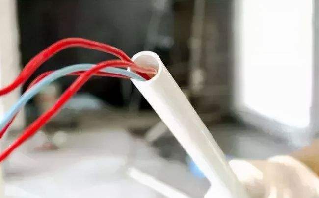 排管、電纜溝、穿管敷設(shè)在什么情況下采用？需要注意什么？